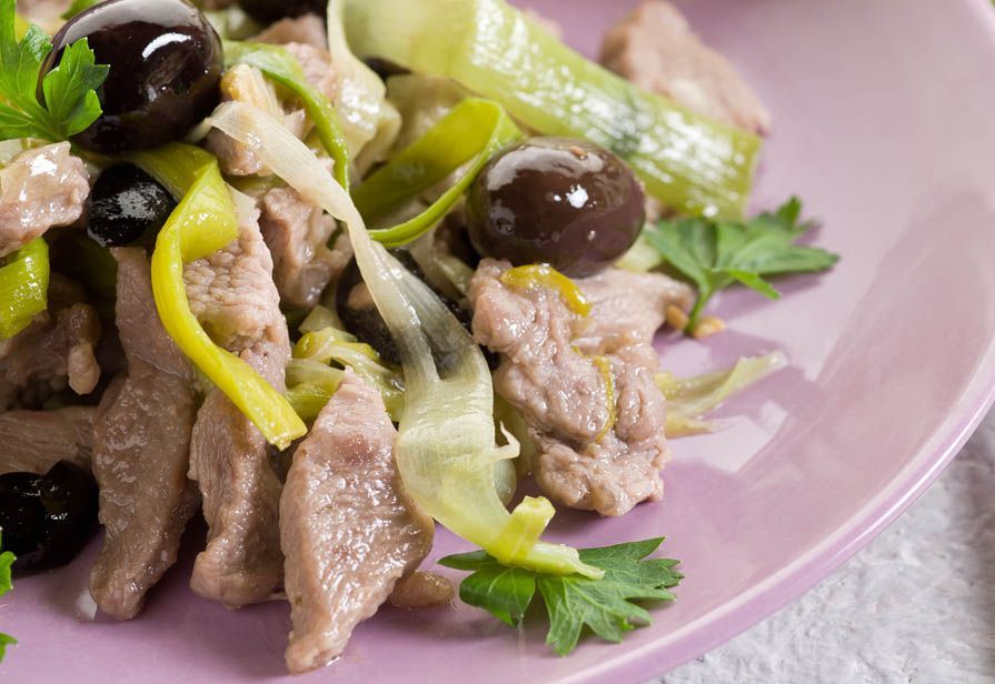 Straccetti di carne con olive
